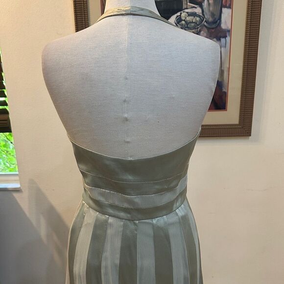 Calvin Klein 100% Silk Elegant Champagne/ Green Halter Neck Dress SZ6 - Picture 9 of 13